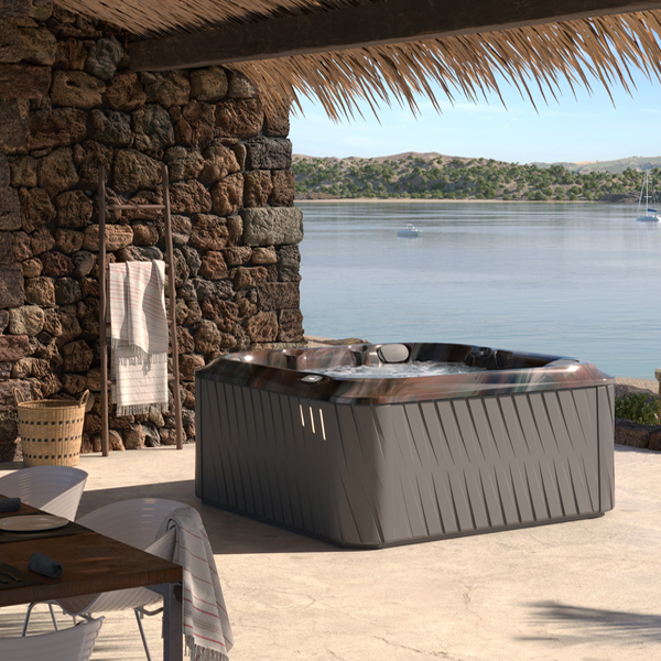 What hot tubs are made in the United States