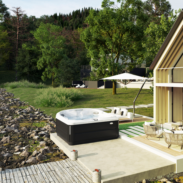 Hot tub therapy for relieving menstrual cramps