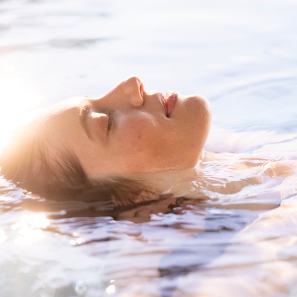 Best Low Impact Workouts in Hot Tub for Stress Relief and Fitness