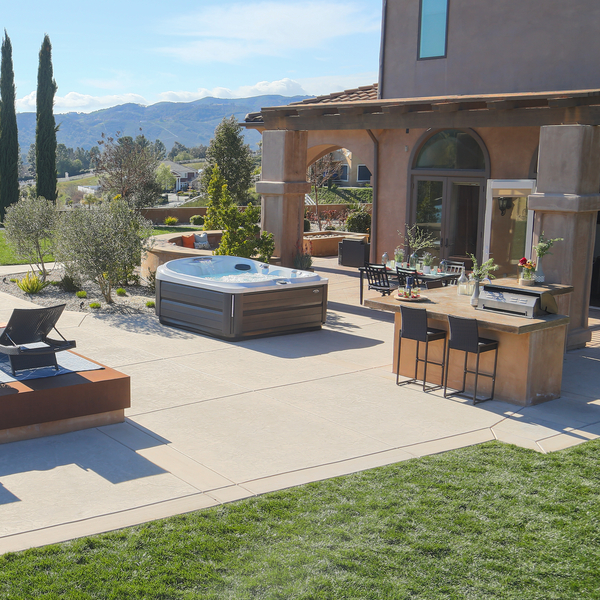 What type of hot tub is easiest to maintain?